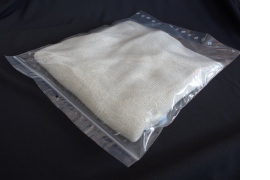 ZIP sáčky 350x450mm 40my se závěsným otvorem