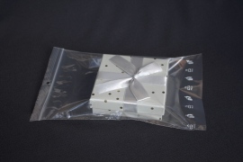 ZIP sáčky 150x220mm 40my se závěsným otvorem