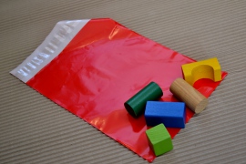 AKCE! Červená plastová obálka 175x255, 55my - 1,00Kč/ks